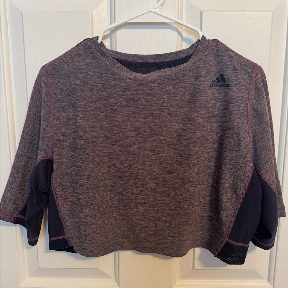 Adidas Women’s Cropped Purple and Blue Activewear Short Sleeve Top XL